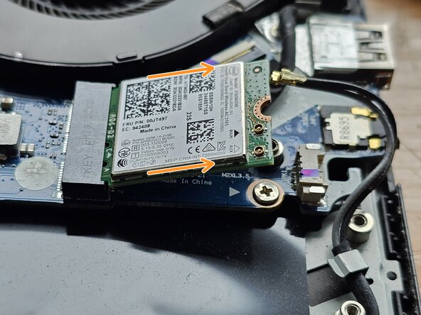 Lenovo Legion Y530-15ICH Upper Case with Keyboard Replacement, Remove the wifi card: crwdns2935265:05crwdnd2935265:02crwdnd2935265:02crwdne2935265:0