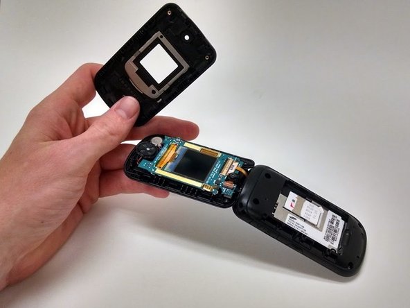 Samsung T139 Screen Replacement, Remove Face Plate: crwdns2935265:05crwdnd2935265:03crwdnd2935265:03crwdne2935265:0