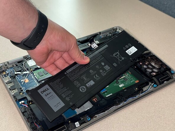 Dell Precision 3580 Battery Replacement: step 4, image 2 of 2