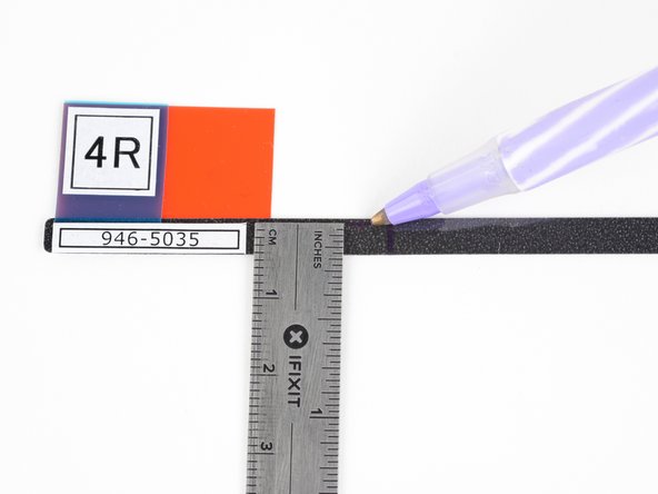 iMac Intel 21.5" Display Adhesive Strips Replacement (Custom Notch): crwdns2935265:013crwdnd2935265:03crwdnd2935265:03crwdne2935265:0