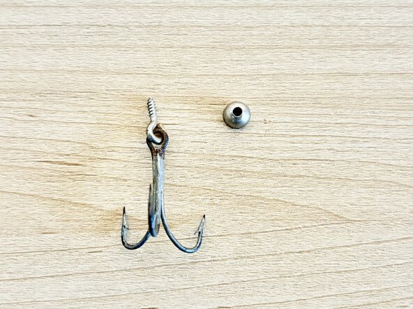 How to Replace a Hook on a Topwater Fishing Lure: crwdns2935265:02crwdnd2935265:03crwdnd2935265:03crwdne2935265:0