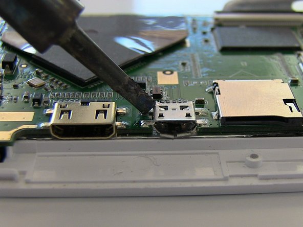 Tivax MiTraveler 10Q-8 USB Charging Port Replacement: crwdns2935265:011crwdnd2935265:02crwdnd2935265:03crwdne2935265:0