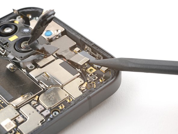 Google Pixel 9 Battery Replacement, Disconnect the front camera: 26 단계, 이미지 2개 중 2개