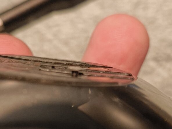 Logitech MX Air Battery Replacement, Remove the first four screws: crwdns2935265:02crwdnd2935265:03crwdnd2935265:03crwdne2935265:0