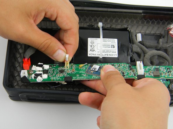 Bowers and Wilkins T7 Motherboard Replacement: crwdns2935265:011crwdnd2935265:02crwdnd2935265:02crwdne2935265:0