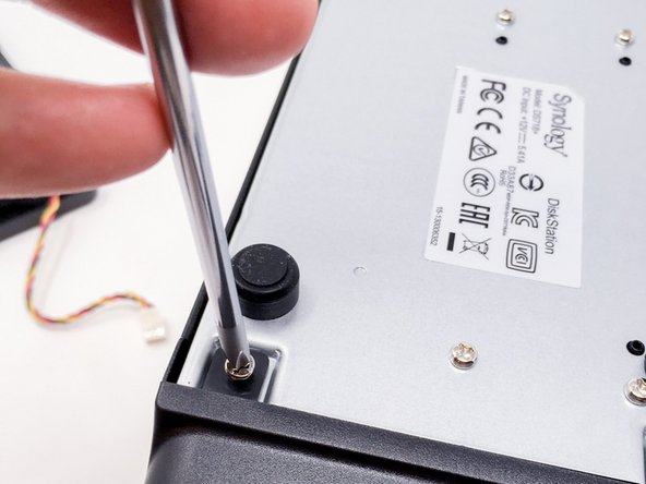 SYNOLOGY DS718+ Teardown