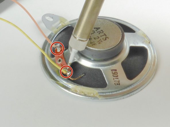 Insignia NS-B4111 Speaker Replacement: crwdns2935265:016crwdnd2935265:02crwdnd2935265:02crwdne2935265:0