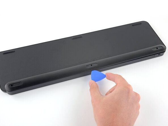 Logitech MX Keys Battery Replacement: crwdns2935265:07crwdnd2935265:02crwdnd2935265:03crwdne2935265:0