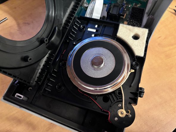 Dymo DiscPainter Turntable Belt Replacement, Disassemble the print bed & replace belt: crwdns2935265:04crwdnd2935265:02crwdnd2935265:03crwdne2935265:0