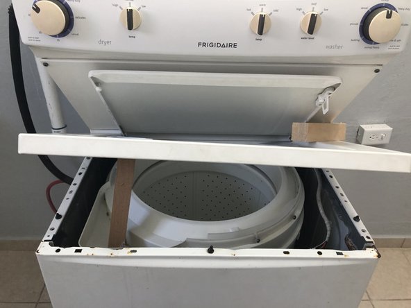 Frigidare FFLG1011MW0 Lid Lock Switch Assembly Replacement: crwdns2935265:05crwdnd2935265:02crwdnd2935265:02crwdne2935265:0