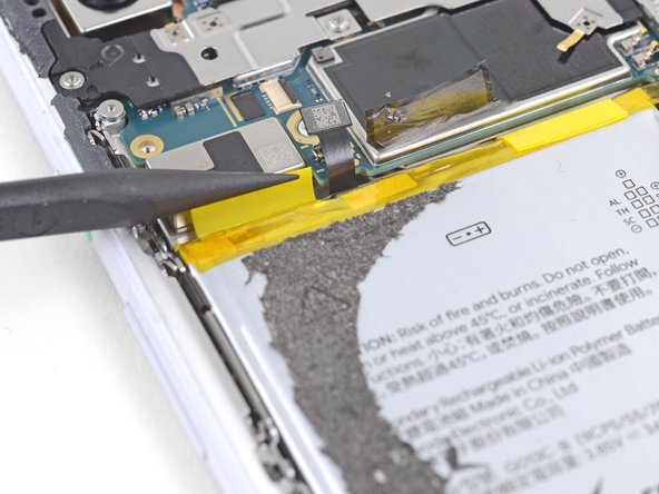 Google Pixel 3 XL Screen Assembly Replacement, Loosen the battery pull tabs: crwdns2935265:054crwdnd2935265:02crwdnd2935265:03crwdne2935265:0