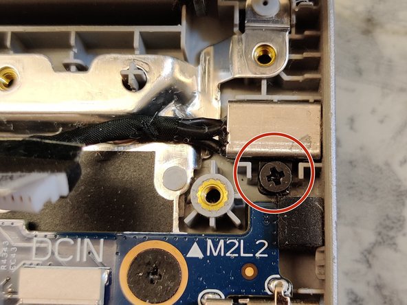 Dell Latitude 3310 Teardown, Motherboard Part 2: crwdns2935265:09crwdnd2935265:03crwdnd2935265:03crwdne2935265:0