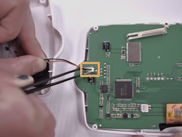 Summer LookOut Duo Navigation Buttons Replacement, Motherboard and Display: crwdns2935265:03crwdnd2935265:03crwdnd2935265:03crwdne2935265:0