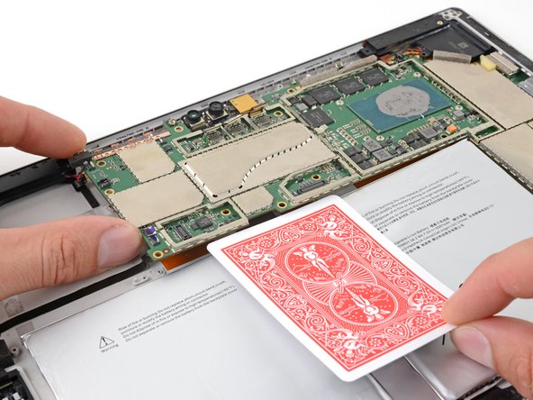 Microsoft Surface Pro 4 Motherboard Replacement, Block the battery connector: crwdns2935265:049crwdnd2935265:02crwdnd2935265:03crwdne2935265:0
