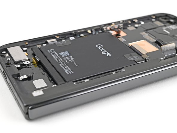 Google Pixel 9 Pro Fold Inner Screen Asssembly Replacement, Install the new base battery: crwdns2935265:0130crwdnd2935265:03crwdnd2935265:03crwdne2935265:0