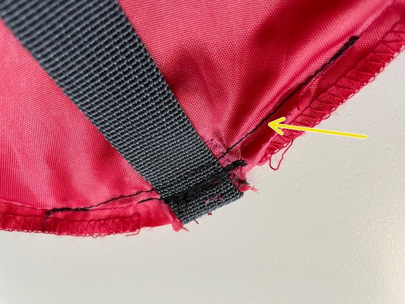 How to Repair a Broken Webbing in a Sleeping Bag, Check the strength of the bag: crwdns2935265:05crwdnd2935265:02crwdnd2935265:02crwdne2935265:0