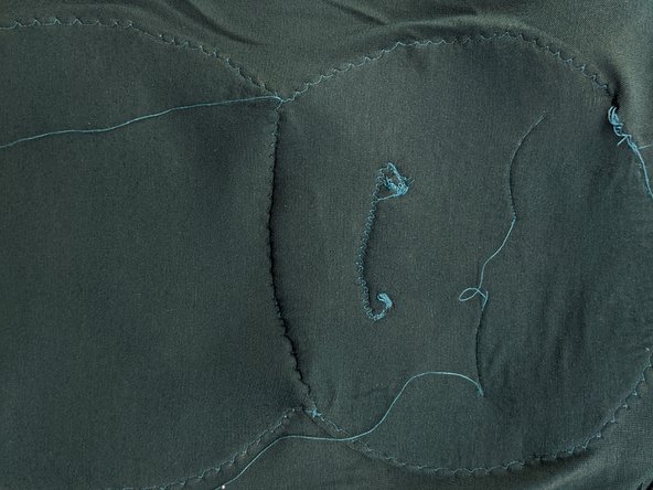 How to Reinforce a Microbead Plush: passo 3, immagine 3 di 3