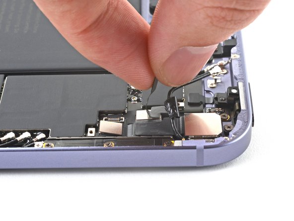 iPad Mini 6 Rear Camera Replacement, Reposition the power button board's cable: stap 0, afbeelding 2 van 2