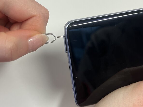 Xiaomi Redmi Note 13 Pro Plus 5G Motherboard Replacement, Back Panel: step 1, image 2 of 3