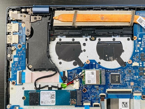 HP Pavilion 15-cs3003ca Cooling Fan Replacement: crwdns2935265:05crwdnd2935265:03crwdnd2935265:03crwdne2935265:0