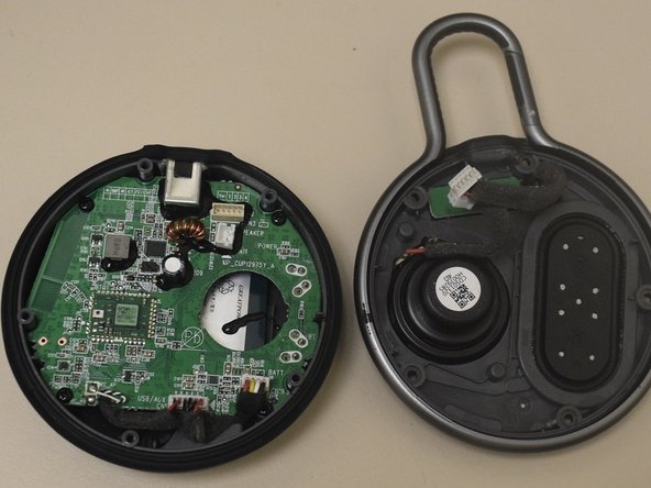 JBL Clip 3 Button Board Replacement: adım 4, 2 resimden 2.