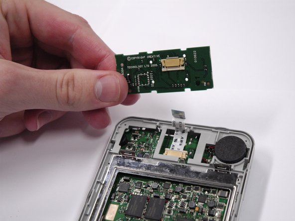 Creative Zen Vision W Motherboard Replacement: crwdns2935265:010crwdnd2935265:02crwdnd2935265:02crwdne2935265:0