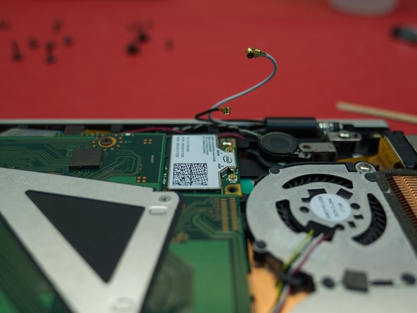 Sony Vaio VPCZ2 CPU Heatsink Fan Assembly Replacement: crwdns2935265:08crwdnd2935265:02crwdnd2935265:02crwdne2935265:0