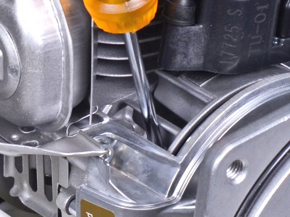 Wacker Pump PG1 2014 Seal Kit Replacement, Block the fan blades: crwdns2935265:08crwdnd2935265:02crwdnd2935265:02crwdne2935265:0