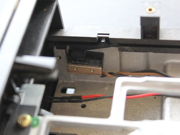 Apple Disk II Floppy Disk Subsystem Teardown and Optical Drive Conversion, Sensor removal: step 9, image 2 of 3