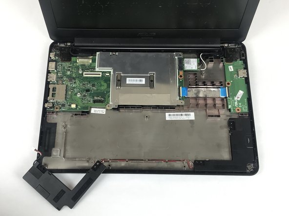 Asus Chromebook C300MA-DB01 Speaker Replacement Speakers Replacement: crwdns2935265:09crwdnd2935265:02crwdnd2935265:02crwdne2935265:0