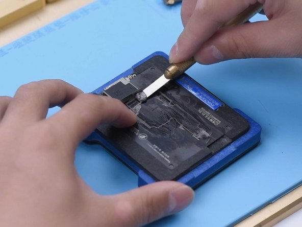 Fix an iPhone XS with no service
