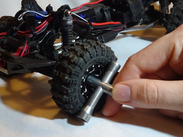 TRAXXAS TRX-4M Shock Replacement: step 2, image 1 of 3