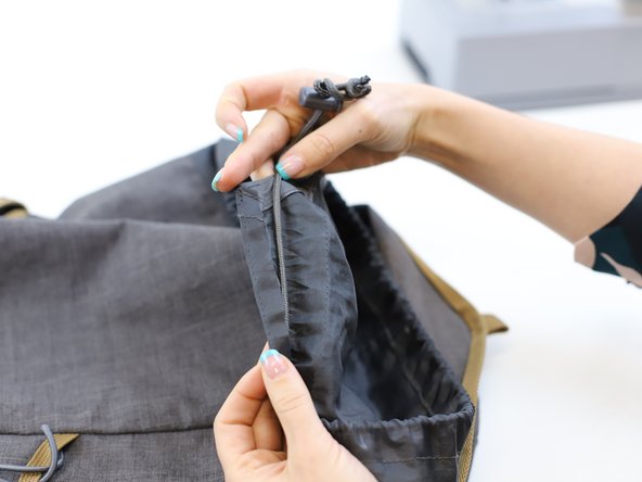 How to Repair a Broken Drawstring Tunnel in a Backpack, Prepare the drawstring: crwdns2935265:03crwdnd2935265:02crwdnd2935265:03crwdne2935265:0
