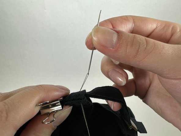 How to Fix a Broken Strap on a Strapback Hat: crwdns2935265:06crwdnd2935265:02crwdnd2935265:03crwdne2935265:0