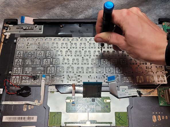HP Spectre x360 15-bl012dx Keyboard Replacement: crwdns2935265:023crwdnd2935265:02crwdnd2935265:03crwdne2935265:0