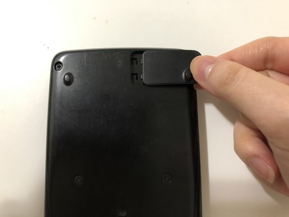 CASIO fx-50FH II Scientific Calculator Battery Replacement: шаг 8, изображение 2 из 3