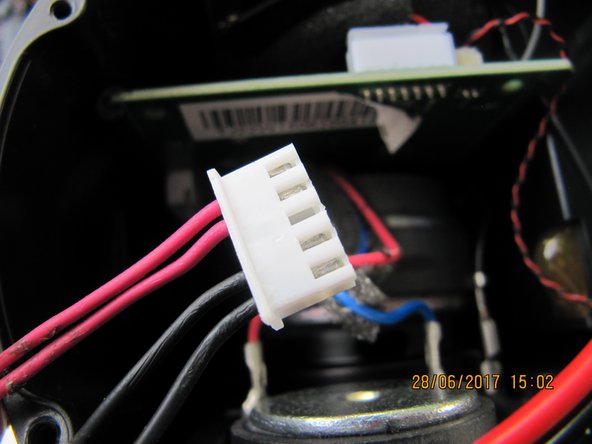 JBL Xtreme Akku austauschen high power: crwdns2935265:04crwdnd2935265:02crwdnd2935265:02crwdne2935265:0