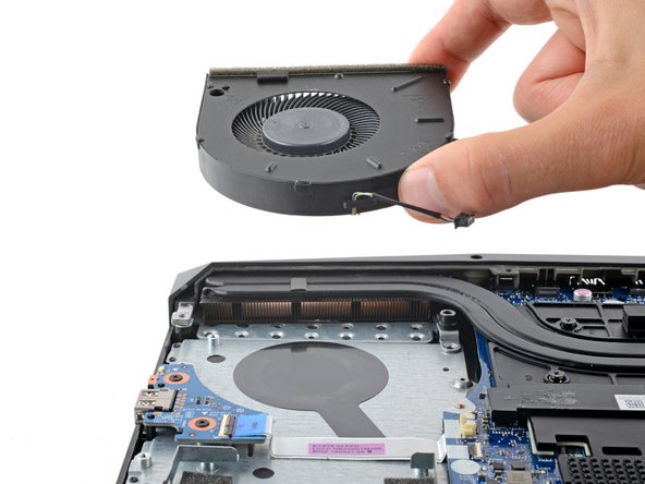 Lenovo Legion Y7000P Hinge Cover Replacement, Remove the right fan: crwdns2935265:018crwdnd2935265:03crwdnd2935265:03crwdne2935265:0