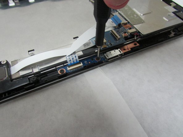 Acer Iconia Tab A501 Display Replacement: step 7, image 2 of 3