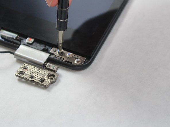 Samsung Chromebook Pro Hinge Replacement: stap 0, afbeelding 3 van 3