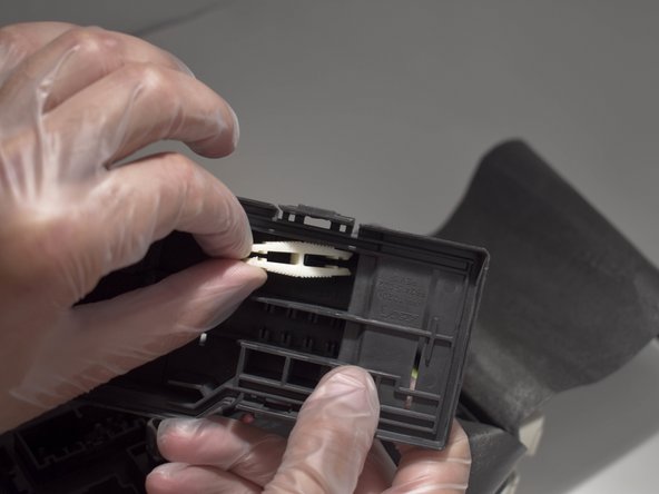 How to Repair a 2010-2014 Ford Mustang Smart Junction Box: step 9, image 1 of 3
