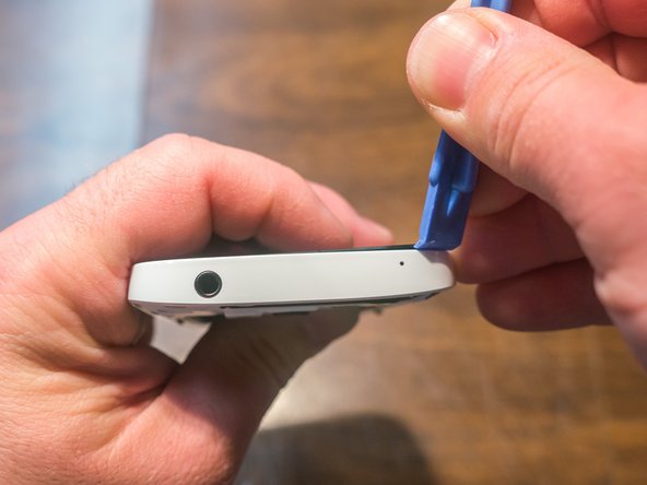 Nokia Lumia 822 Basic Disassembly: crwdns2935265:04crwdnd2935265:03crwdnd2935265:03crwdne2935265:0