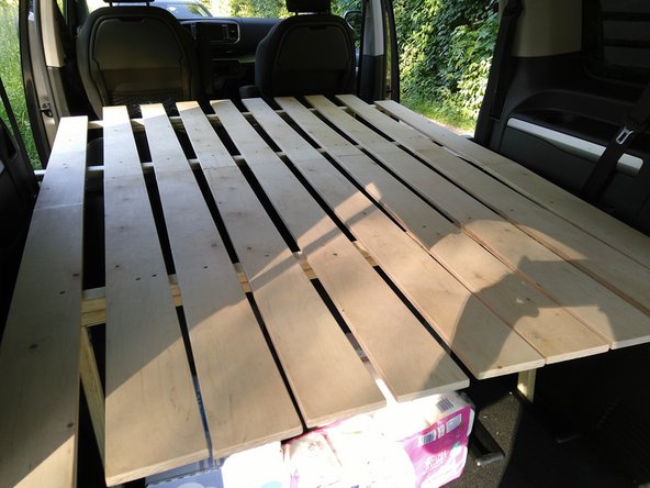 Build slatted frame in Citroen Spacetourer, Sanding and Cleaning: step 7, image 1 of 1