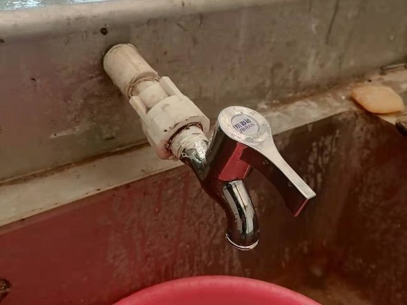 Outdoor Faucet Head Replacement: crwdns2935265:04crwdnd2935265:02crwdnd2935265:02crwdne2935265:0