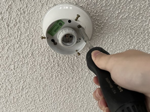 How to Replace and Install Ceiling Light Fixtures: crwdns2935265:03crwdnd2935265:02crwdnd2935265:03crwdne2935265:0
