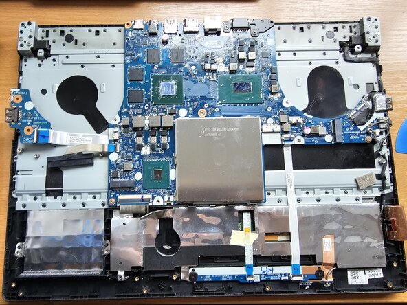 Lenovo Legion Y530-15ICH Upper Case with Keyboard Replacement, Remove the RTC battery: crwdns2935265:012crwdnd2935265:03crwdnd2935265:03crwdne2935265:0