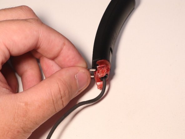 Sony WH-1000XM4 Swivel Replacement: crwdns2935265:024crwdnd2935265:02crwdnd2935265:02crwdne2935265:0