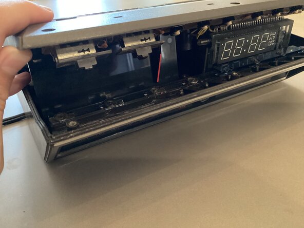 1976 General Electric Clock Radio Teardown: crwdns2935265:04crwdnd2935265:02crwdnd2935265:03crwdne2935265:0