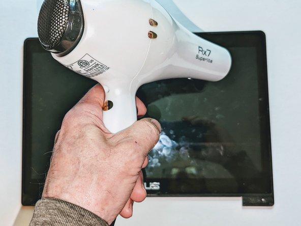 ASUS VivoBook S400C LCD Replacement, Separate the LCD from the Display: crwdns2935265:034crwdnd2935265:02crwdnd2935265:03crwdne2935265:0