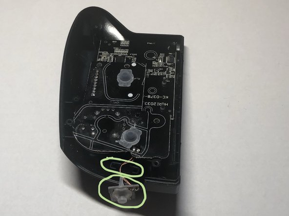 Left Controller, Small L button board: crwdns2935265:07crwdnd2935265:02crwdnd2935265:03crwdne2935265:0